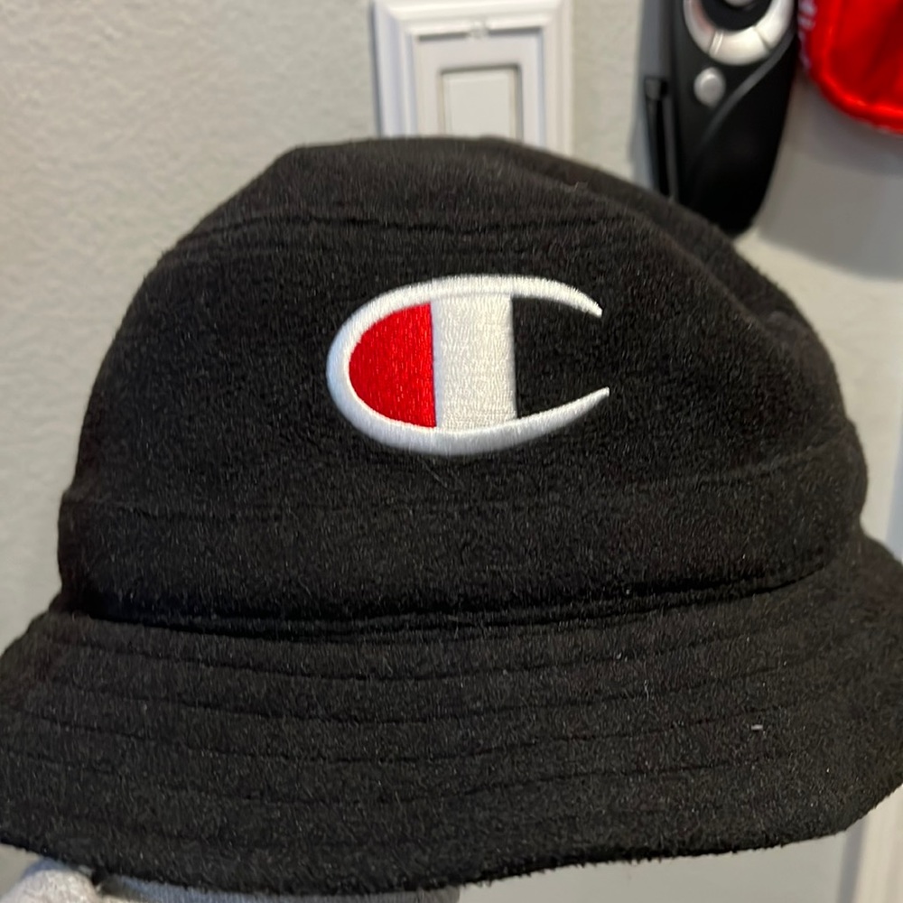 Black champion bucket hat